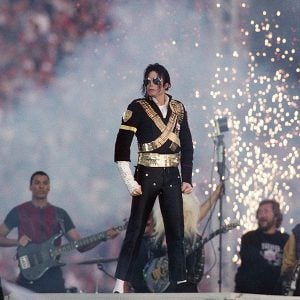 Michael Jackson performs at Super Bowl XXVII Halftime show at Rose Bowl January 31, 1993 in Pasadena, California